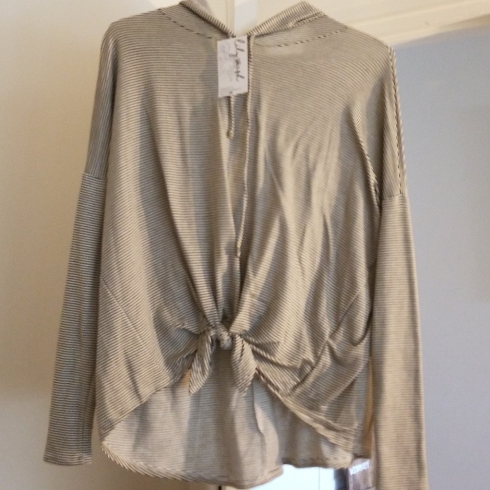 Boutique knotted sweatshirt